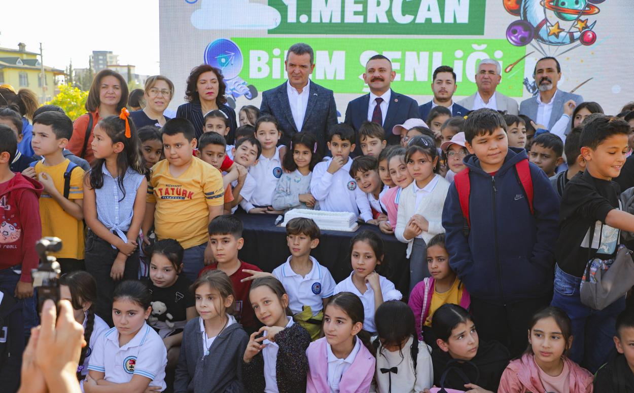 Deneyler, Gözlemler ve Şovlar Eşliğinde Bir Şenlik: '1. Mercan Bilim Şenliği'
